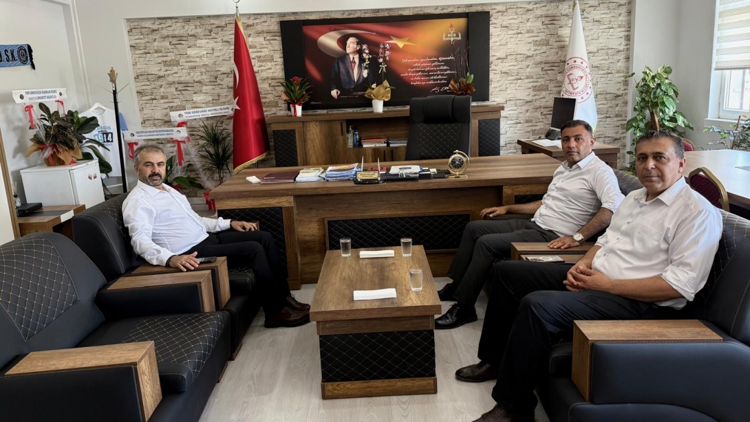 İl Milli Eğitim Müdürümüz Sayın Yusuf TÜFEKÇİ ve İl Milli Eğitim Müdür Yardımcımız Sayın Mustafa BUĞRUL ilçemizi ziyaret etti.
